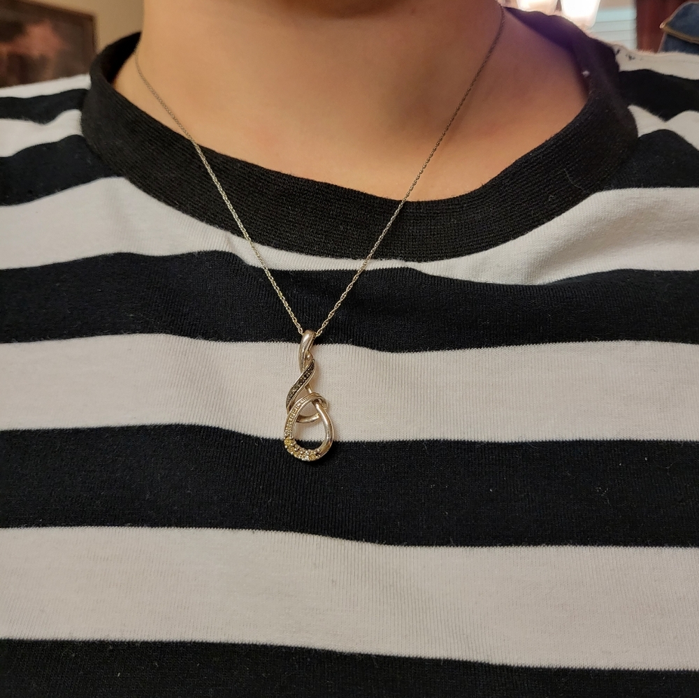 Kays necklace